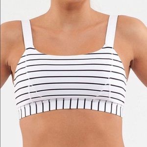 Lululemon Adjustable Strap Sports Bra Size: Small
